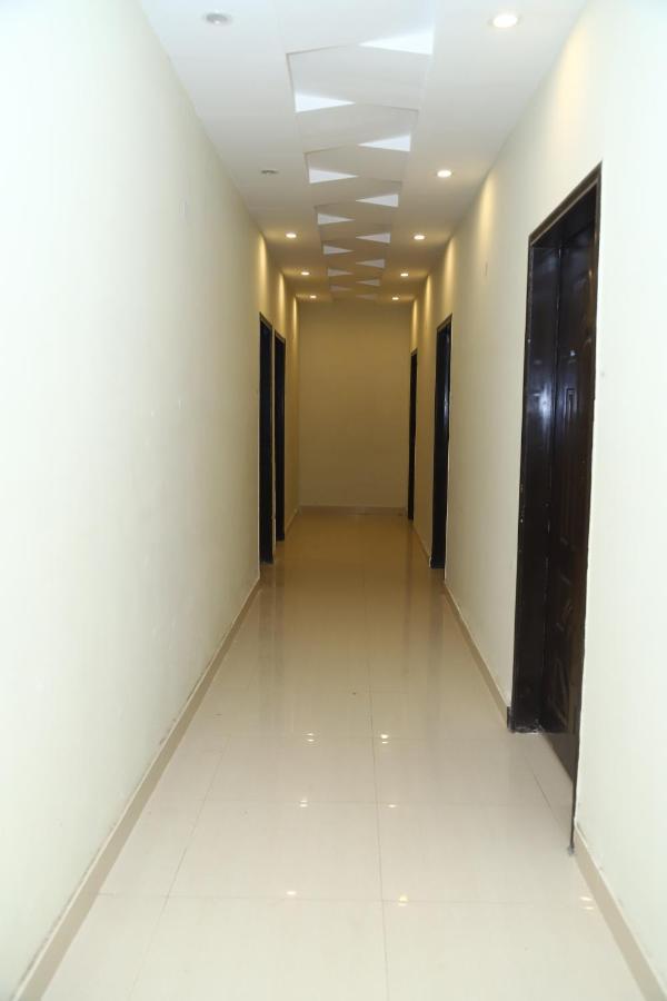 Hotel Green Fort Gulberg Lahore Exteriör bild