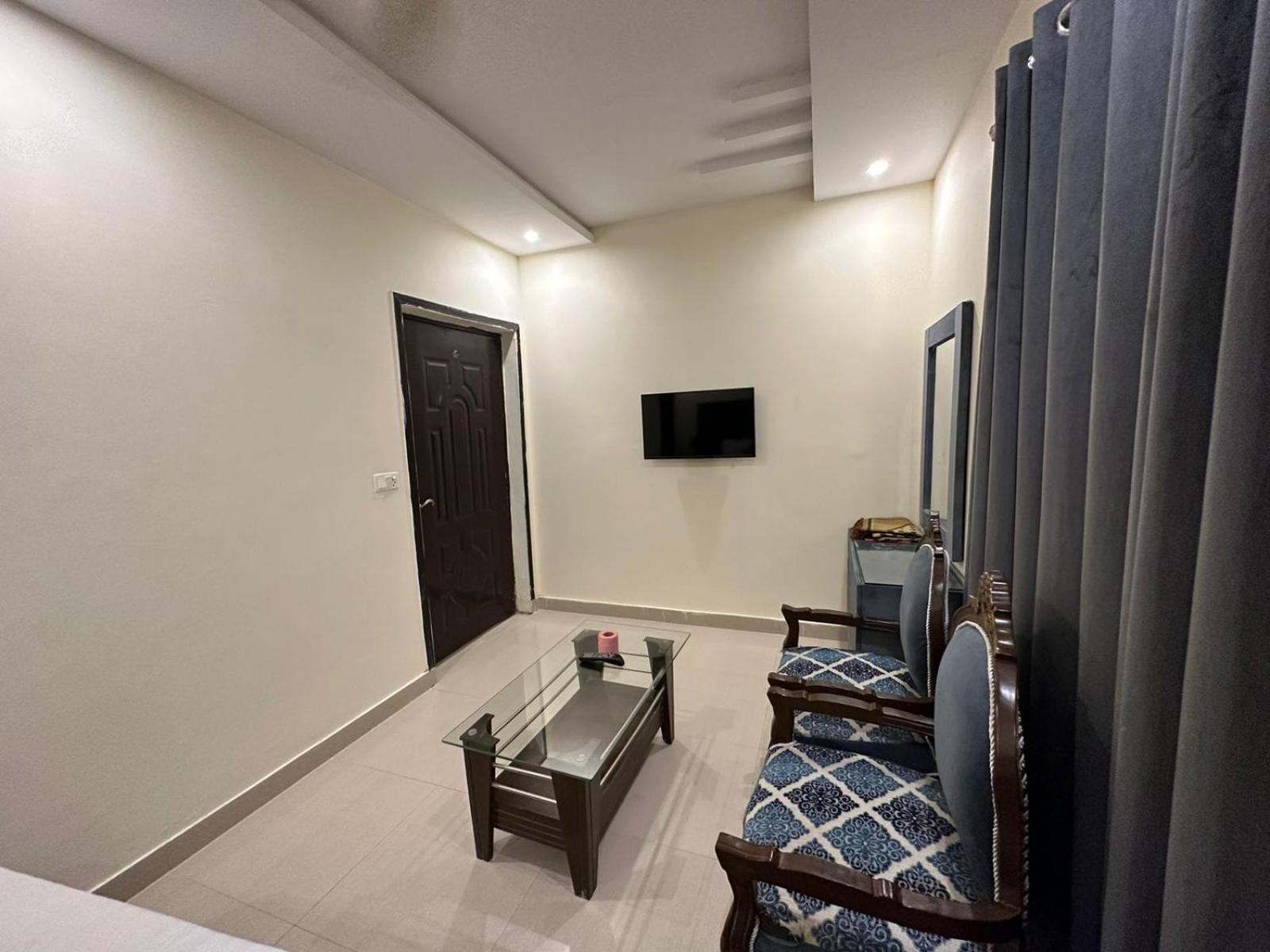 Hotel Green Fort Gulberg Lahore Exteriör bild