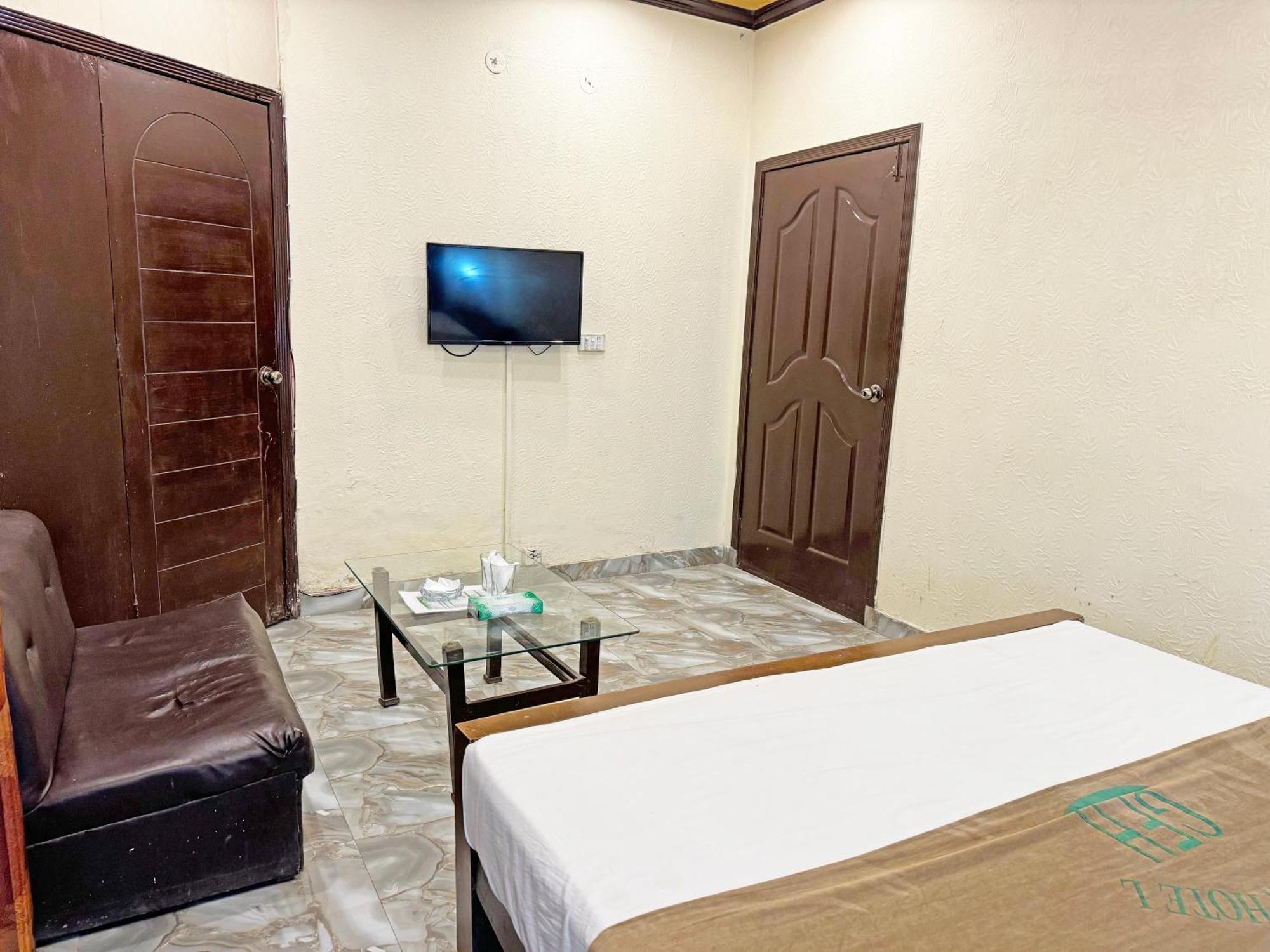 Hotel Green Fort Gulberg Lahore Exteriör bild